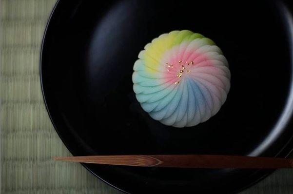 日本和果子的制作方法，日本食玩果子制作视频（日本匠人做出这么美的“和果子”）