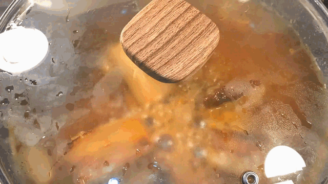 叉烧饭做法步骤，叉烧饭怎么做（用平底锅就可以做的叉烧饭）