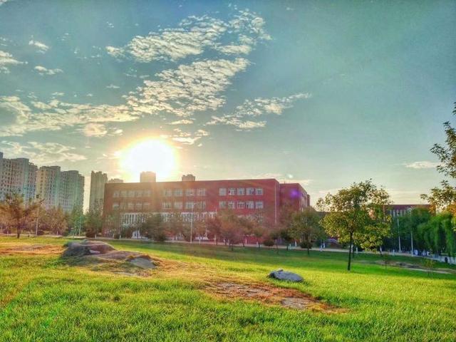 曲阜师范大学日照校区，山东日照有哪些大学（<十二>曲阜师范大学）