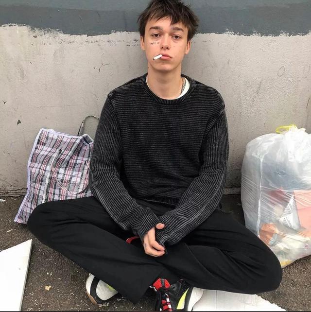 俄罗斯戒哥真名字，求一俄罗斯肖像油画家的名字喜欢画大胡子的男人（高质量戒哥）