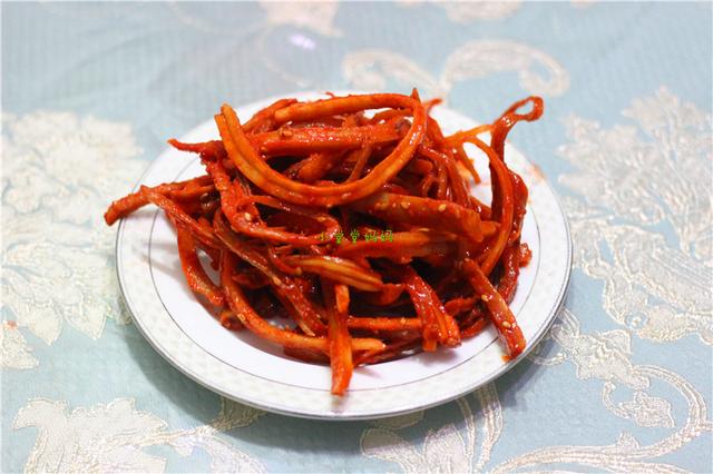 桔梗根拌咸菜的做法是什么，桔梗怎样拌咸菜才好吃（韩剧中走出来的小咸菜）