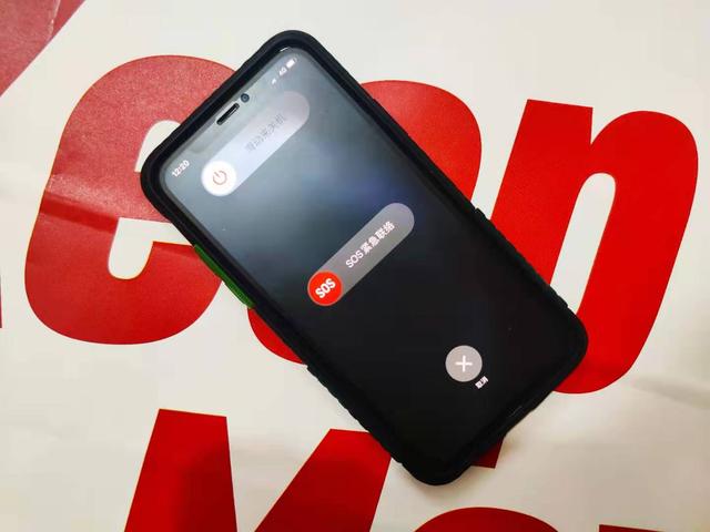 苹果x如何截屏，iPhoneX怎么截图（iPhone小技巧）