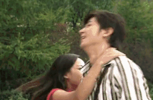 妻子团们为什么孤立张嘉倪，推秦岚、打场记、怼记者…张嘉倪综艺被孤立
