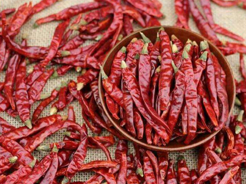 世界上最辣的辣椒辣度排行榜，朝天椒垫底，魔鬼辣椒仅排第二