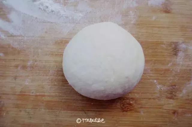 花卷馒头的做法大全，红糖花卷馒头这样做,面点菜鸟也能轻松驾驭哦