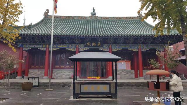 最大的佛光寺在哪里，冬天探访郑州市区唯一常驻比丘尼的佛光寺