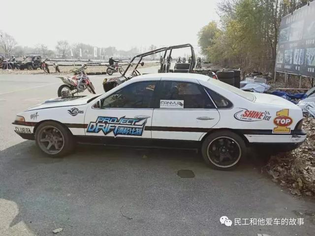 现在基本上都改装成漂移车,算是性价比极高的入门车型,a32,a33应该