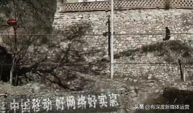 可爱小猪佩奇表情包/林芙/众筹小哥哥陪我用情侣网名，佩奇表情包 骂人，微信头像（“啥是佩奇”为何能刷屏）