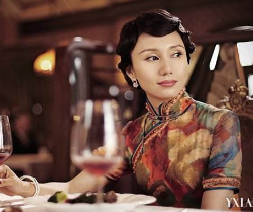 1,徐峥 饰 徐来2,赵薇 饰 蔡菠3,包贝尔 饰 蔡拉拉4,杜鹃 饰 杨伊5