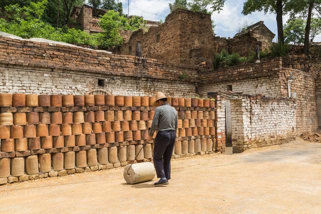 碌碡怎么读，齉龘齉齾爩麤龗灪龖厵纞虋怎么读（碌碡、梿枷、杵臼、耒耜这些古代农具认识多少）