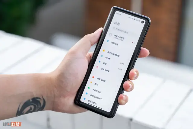 kimoji，极具个人风格：美国影星（kimoji怎么读）