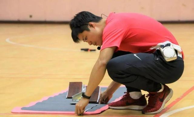 客座教授是什么意思，客座教授和特聘教授是什么意思（和你盘点关于大学职称的常识）