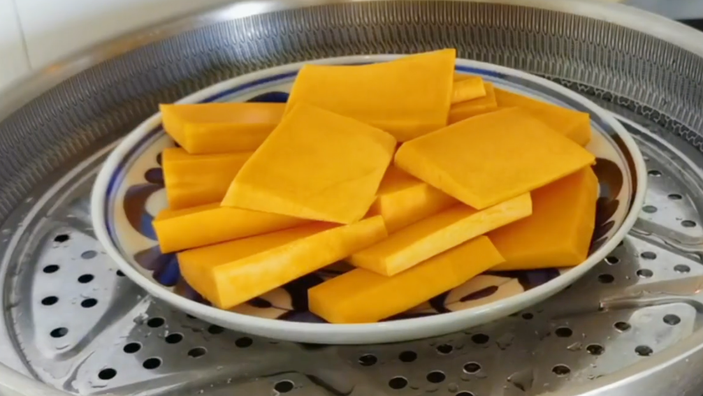 圖片[2]-【雪燕南瓜丸子甜湯】做法步驟圖 簡單易做 越喝人越漂亮-起舞食譜網