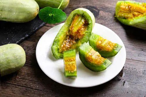 羊角脆的功效与作用,百香果泡水的功效与作用及禁忌(好一个外表平平无奇羊角蜜瓜) 羊角脆的功效与作用,百香果泡水的功效与作用及禁忌(好一个外表平平无奇羊角蜜瓜)