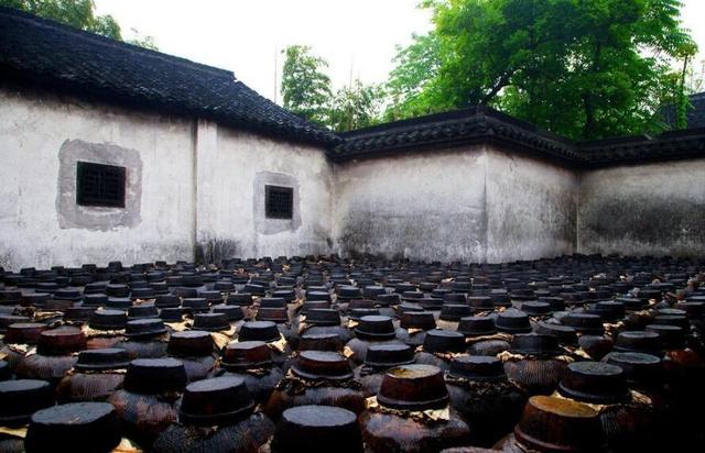 一斤酒等于多少毫升，一斤白酒多少毫升（500ml的白酒不等于1斤重）