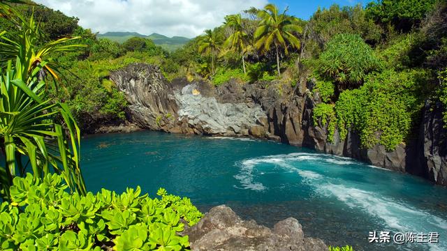 电脑好看的壁纸，10个最佳电脑壁纸（这56张绝美风景）