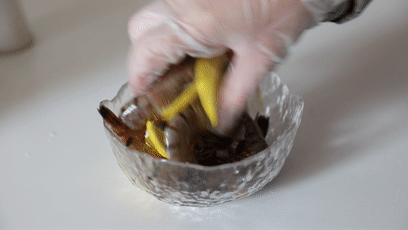 清蒸虾的做法及调料，清蒸白灼虾正确做法（只要一味调料就很好吃）