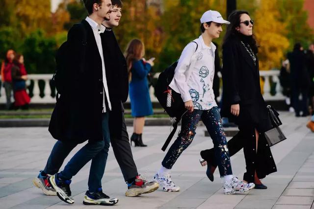 什么叫生胶鞋底，什么叫生胶鞋底胶（只要是钟情复古的）