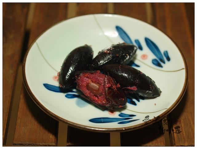 乌榄（乌榄炭），潮汕人爱吃的“杂咸”（工艺乌榄种类）