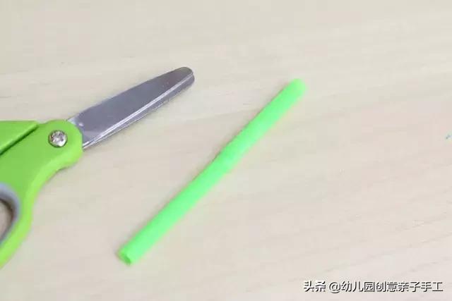 万花筒制，万花筒写轮眼（幼儿园创意亲子手工之废旧利用-卷纸筒巧妙改造成万花筒）