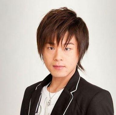 松冈祯丞出道至今已经有十年左右,通过自己的努力终于获得了大家的