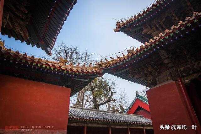 钩心斗角意思介绍,勾心斗角的意思(为何出现"钩心斗角"的建筑布局)