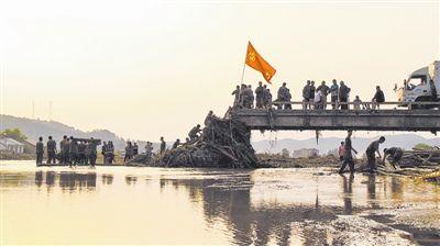 有关雷锋的电影，关于雷锋的电影（那些影视作品中的他）