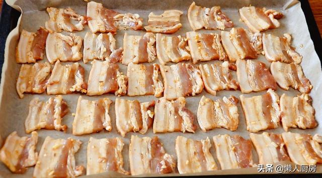 烤箱怎么做烧烤，烤箱烤鸡腿需要多长时间（想要吃烤肉不用去店里）