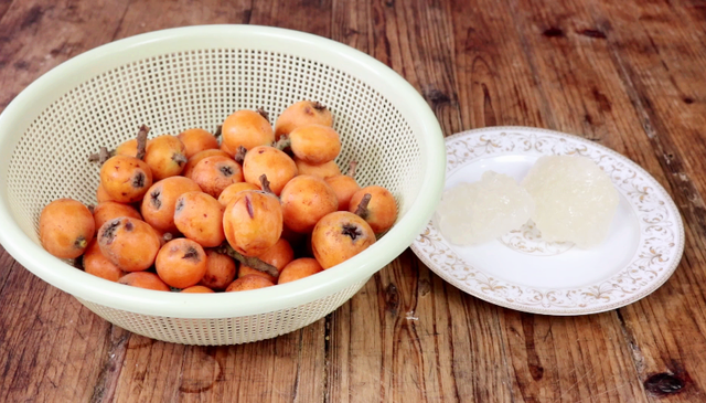 枇杷膏怎么熬制治咳嗽，枇杷膏怎么熬制治咳嗽膏（家里有小孩的一定要收藏）