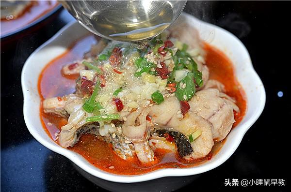 家常水煮鱼的做法，水煮鱼怎么做法才好吃视频（正宗水煮鱼家常做法）