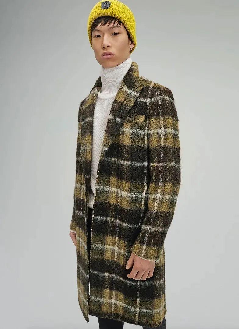 云南少数民族服饰，云南各民族的服饰（体育生羽绒服火了）