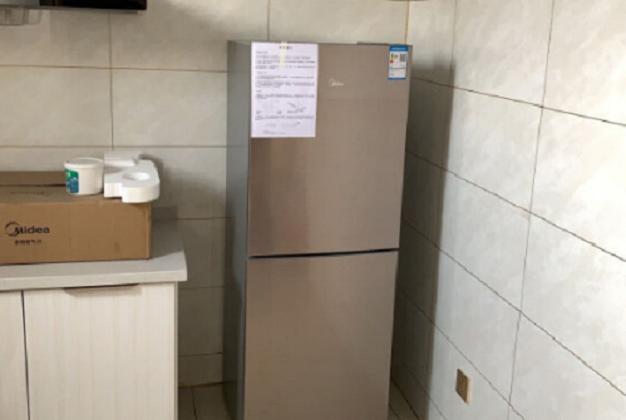 美的冰箱怎么调温度，美的对开门冰箱怎么调温度（一个人住怎么选冰箱）