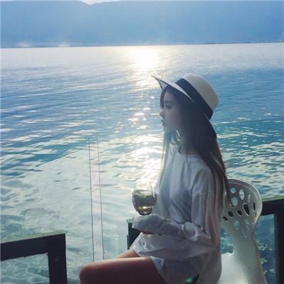 高冷禁欲系御姐女头像，高冷御姐范女神头像（御姐范微信霸气的女生背影头像）