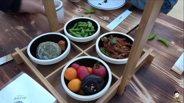 顶瓜瓜，小六酒后表演新技能——顶瓜瓜（顶瓜瓜袜子质量怎么样）