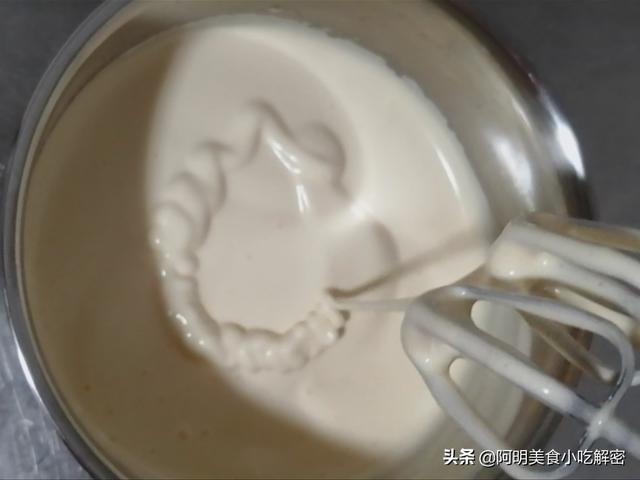 怎么做鸡蛋糕，怎么做鸡蛋糕视频教学全过程（好不好吃关键看配方及流程是不是正确）
