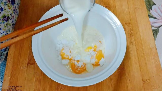 铁盆可以放烤箱吗，铁盆能不能放烤箱（不用打蛋器也能做蛋糕）