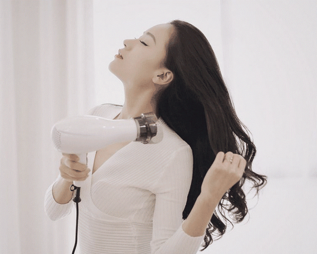 欧莱雅护发精油可以天天用吗 欧莱雅护发精油的好处是什么，欧莱雅护发精油可以天天用吗（冬日也能丝般顺滑）