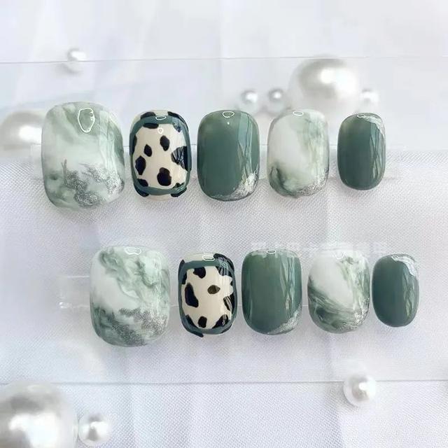 奶油滤镜/可爱/甜美/表情包/欧美/妆容，微信头像，奶油滤镜/可爱/甜美/表情包/欧美/妆容（时髦显白，拿图去做）