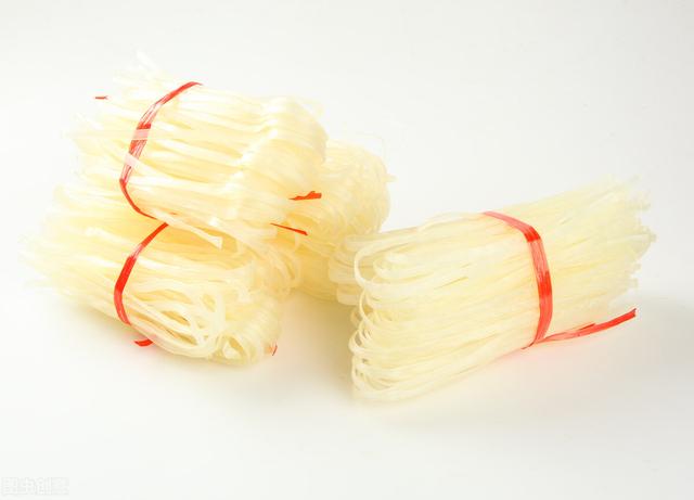 茄子怎么做水饺馅好吃，多加2样食材