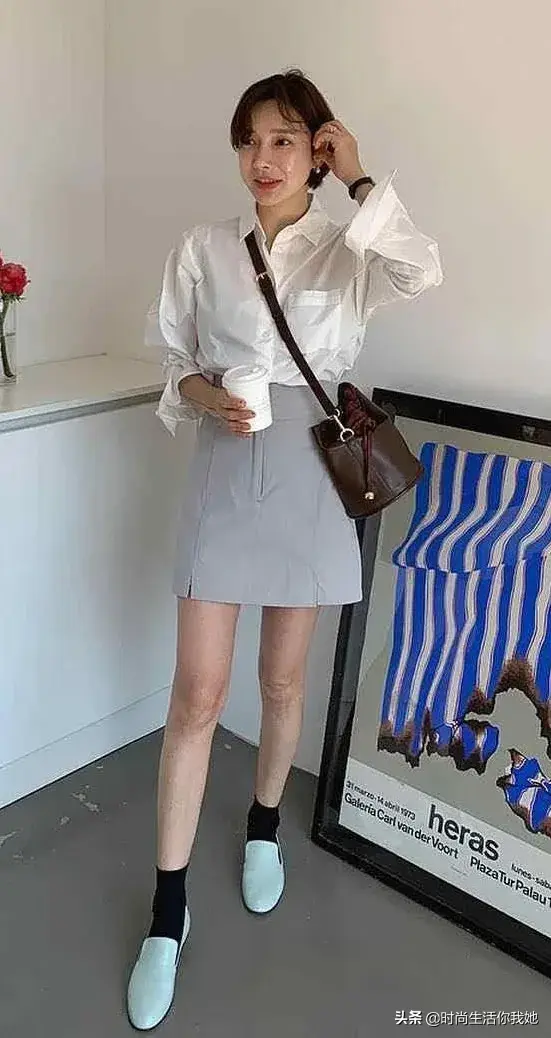 麻豆网官网萧萧麻豆网，2020春季最时尚穿搭“平底+裙”