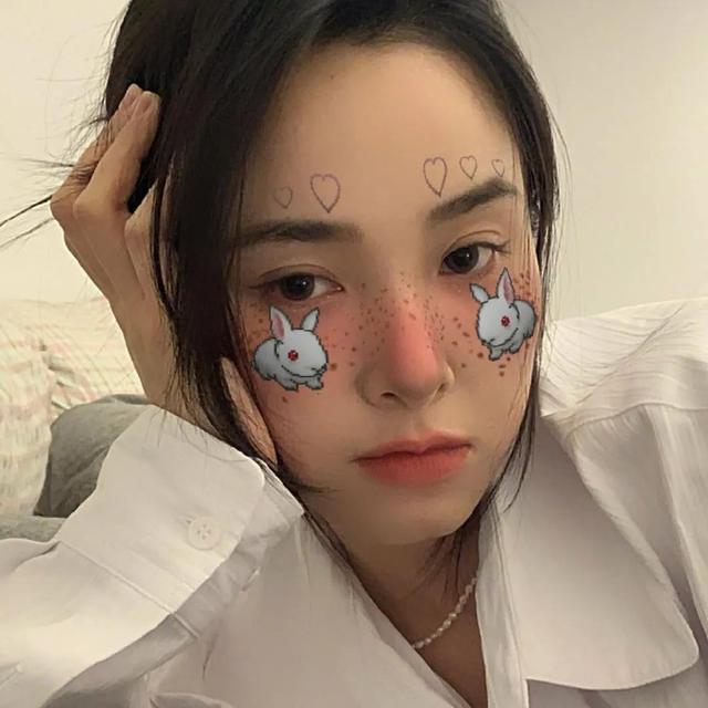 日落温柔女生头像，女生头像：温柔日落女生头像微信（日落尚且温柔，人间皆是浪漫）