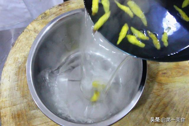 泡菜制作的步骤，泡菜制作的步骤生物（开胃泡菜这样做、隔天就能吃）