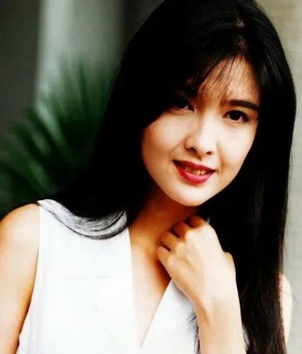 80年代女歌手，80年代著名女歌手名单（80年代台湾四大玉女歌手）