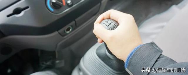 加减档技巧，科目三100米加减档技巧（加减档如何不手忙脚乱）