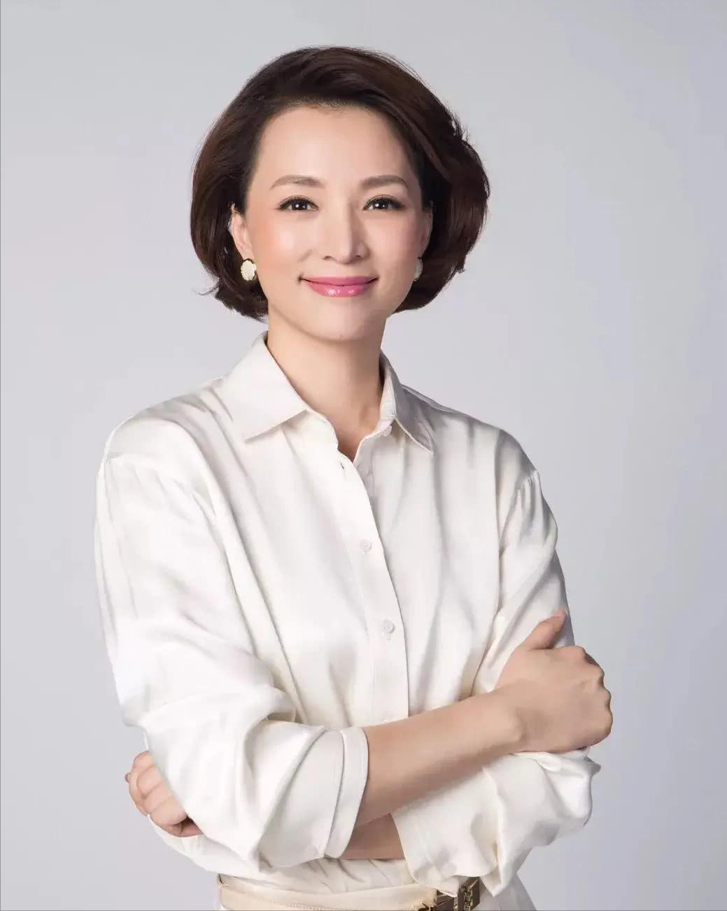 董卿老公欠了多少钱？老公密春雷身陷30亿“债务危机”
