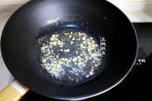 鸡蛋豆腐怎么蒸，水豆腐怎么煎（豆腐和鸡蛋一起蒸）