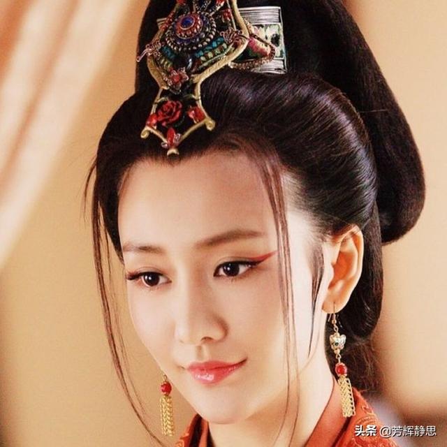 王晓晨的现任丈夫，王晓晨家庭成员介绍（为何王晓晨戏份比王鸥多）