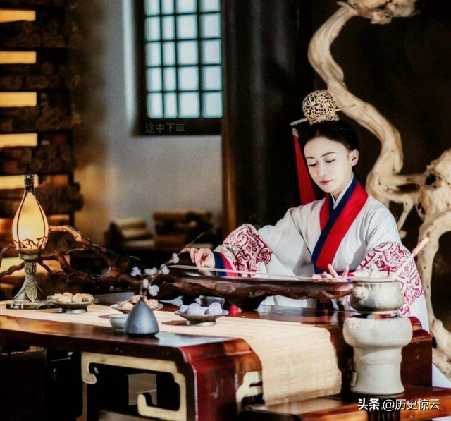 李皓镧原型是谁，皓镧的原型人物是谁（历史上第一个帝太后）