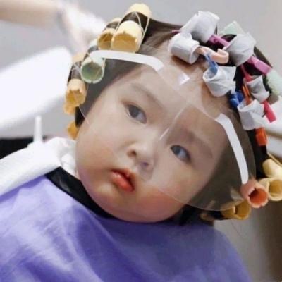 卖女孩的小火柴，卖女孩的小火柴搞笑故事微信昵称（一组笑喷的网名长得丑才活得久-可爱点）