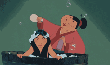 晚上披着头发睡好吗，晚上睡觉头发扎还是披（不要披着头发睡觉了）